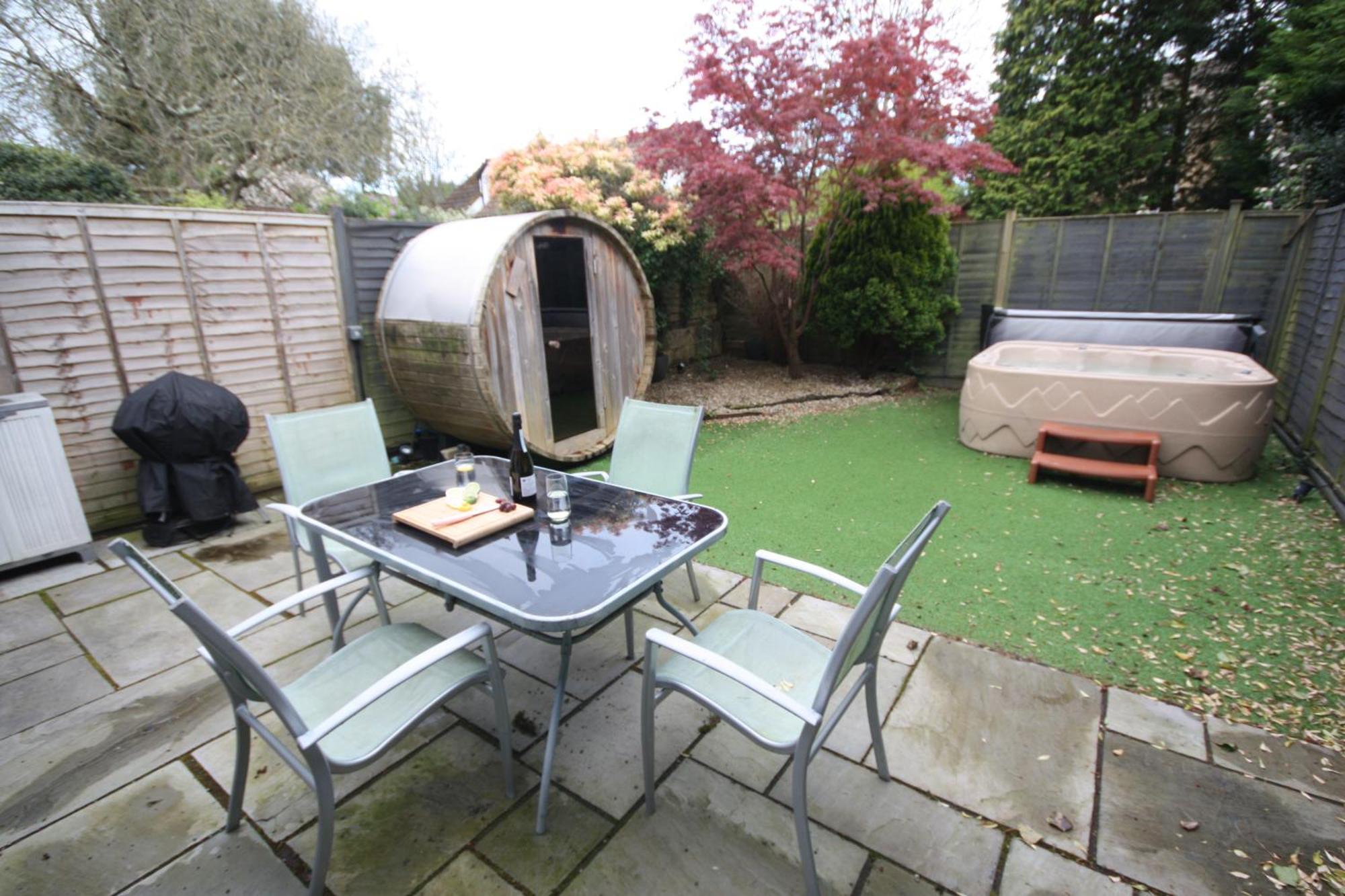 Bournemouth Hot Tub & Sauna Holiday Let Eksteriør billede