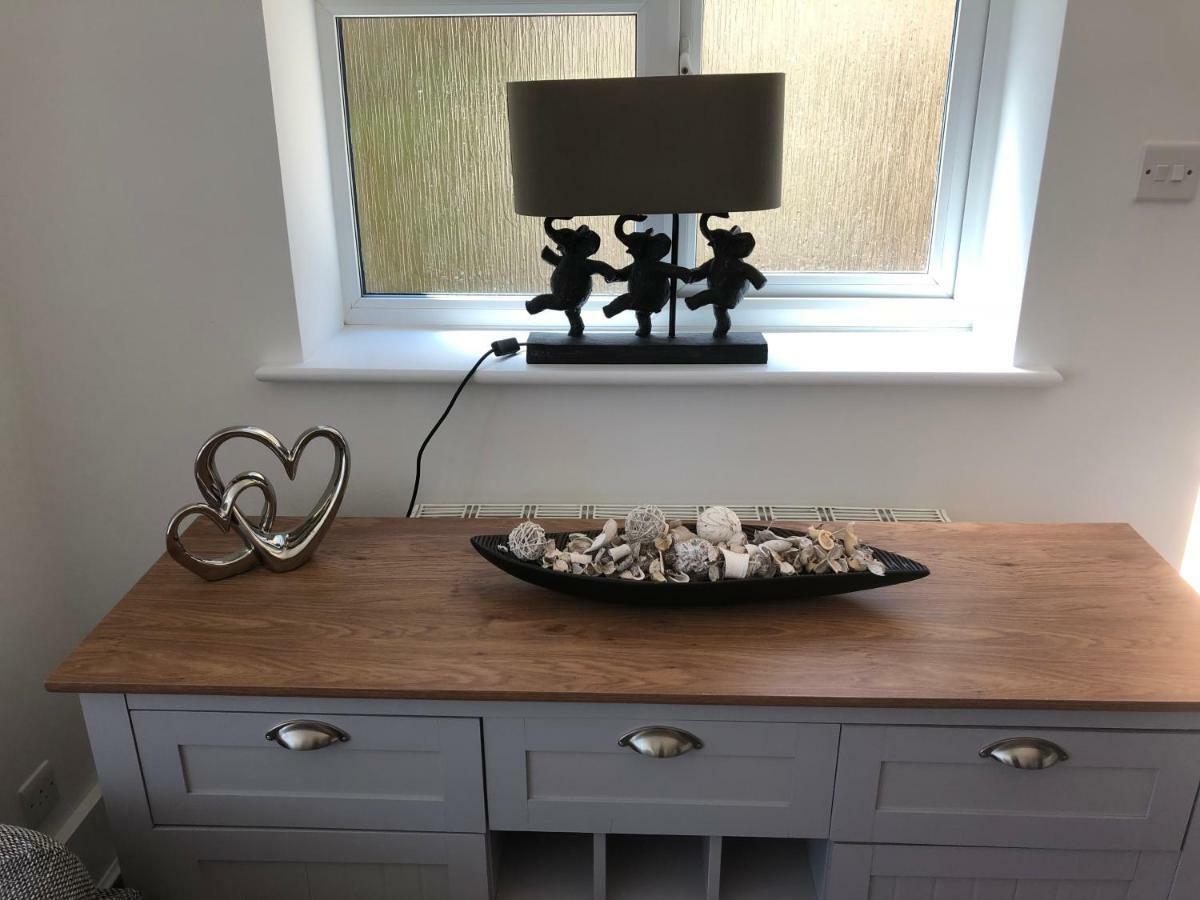 Bournemouth Hot Tub & Sauna Holiday Let Eksteriør billede