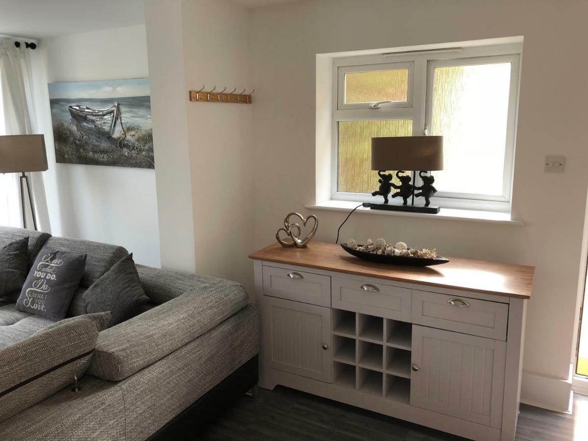 Bournemouth Hot Tub & Sauna Holiday Let Eksteriør billede