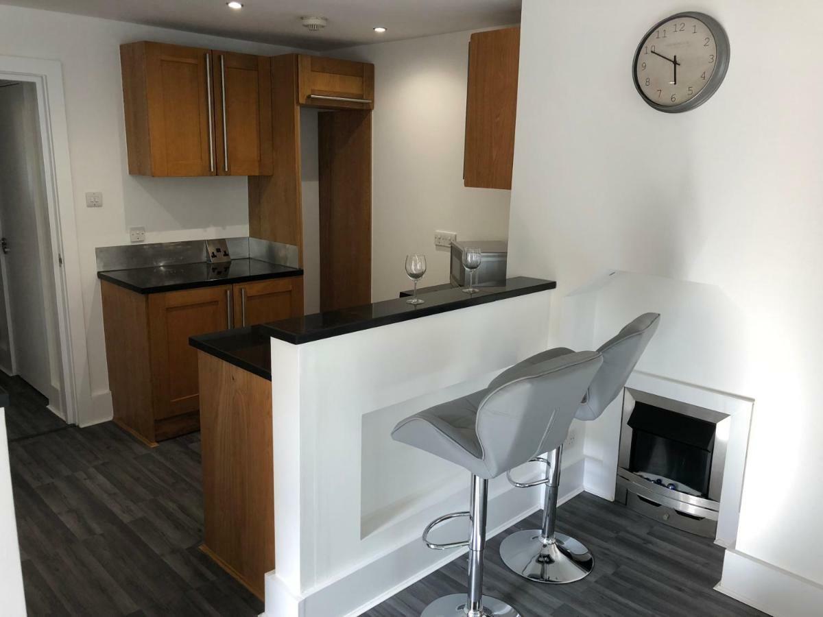 Bournemouth Hot Tub & Sauna Holiday Let Eksteriør billede