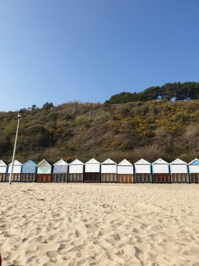 Bournemouth Hot Tub & Sauna Holiday Let Eksteriør billede