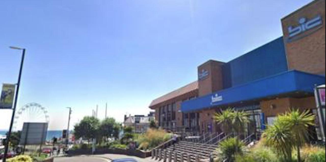 Bournemouth Hot Tub & Sauna Holiday Let Eksteriør billede